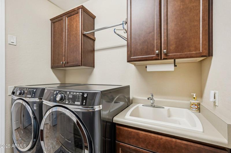 36-web-or-mls-N 168th Ave-S2711-036