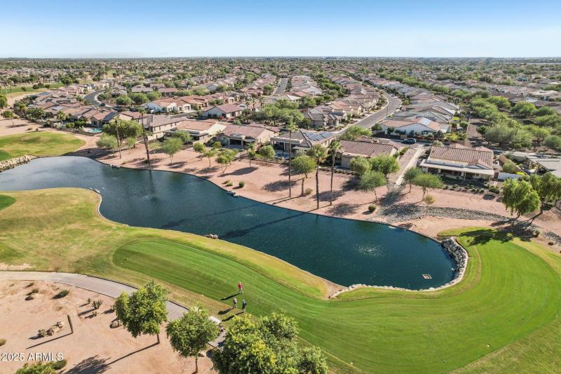 67-web-or-mls-N 168th Ave-S2711-067