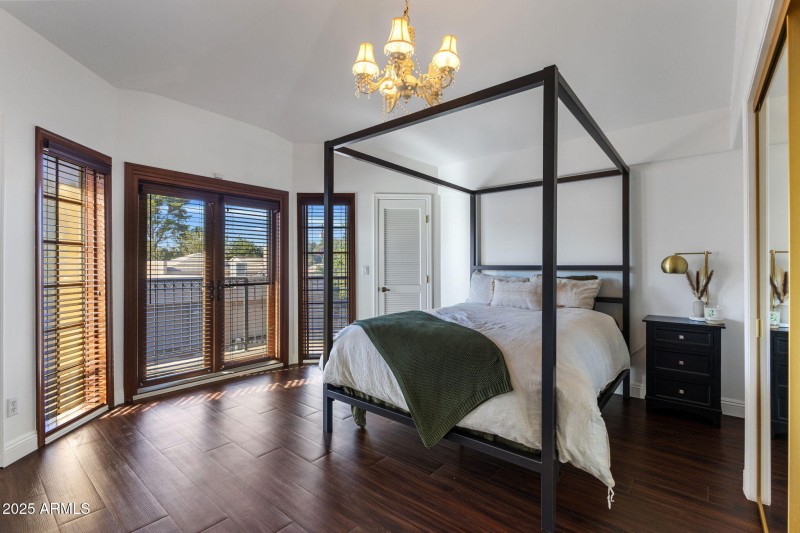 24-web-or-mls-IMG_8000 copy