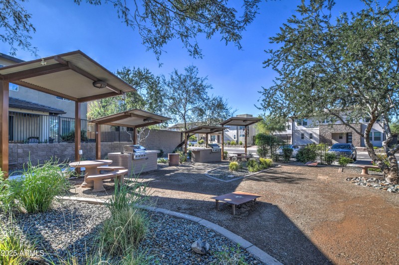 Social Area w Twin Gas Barbecues