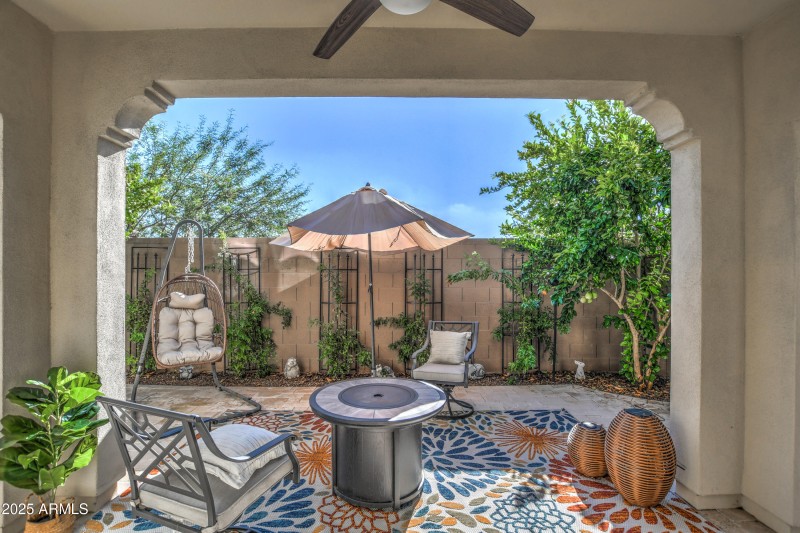 Cozy Covered Patio w Light & Fan