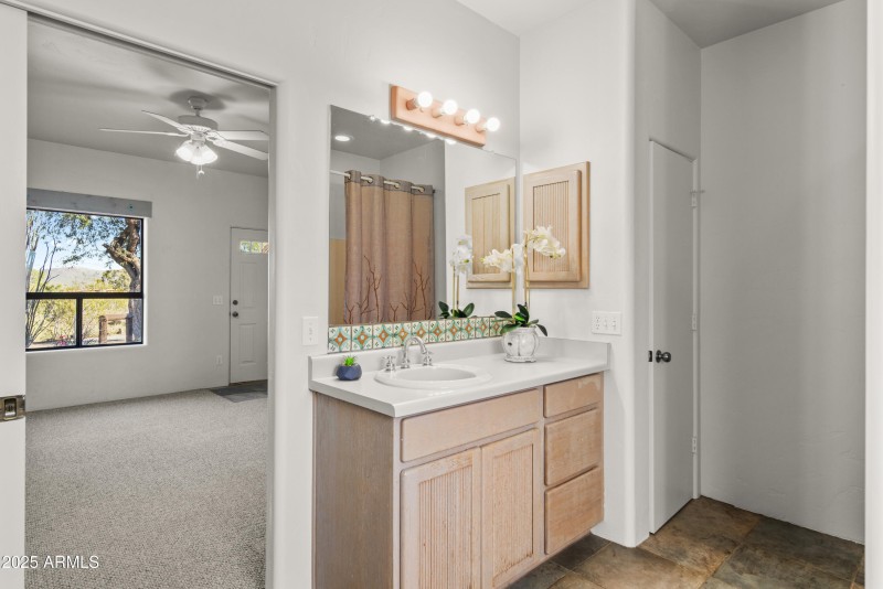 18330 W Moonlight Mesa 00044