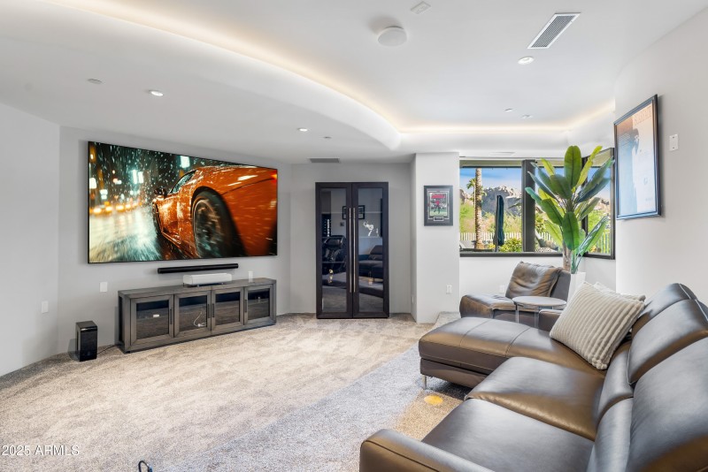 6021 N 44TH ST, Paradise Valley, AZ