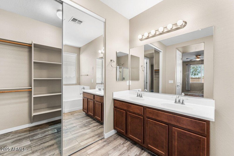 014_23-web-or-mls-dsc00265_763