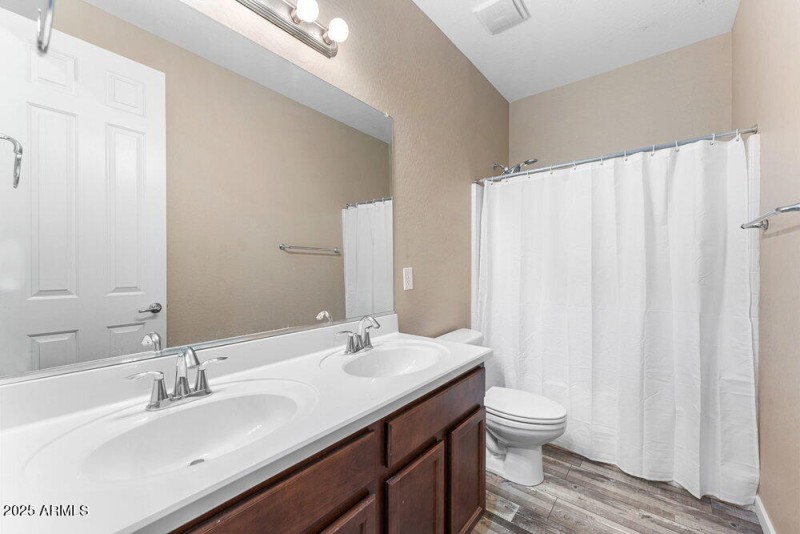 017_28-web-or-mls-dsc00315_42