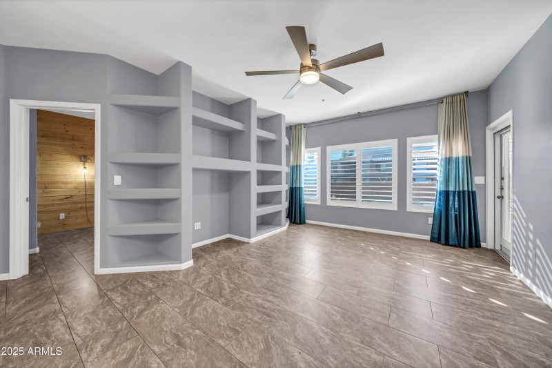 14000 N 94th St 1199-8