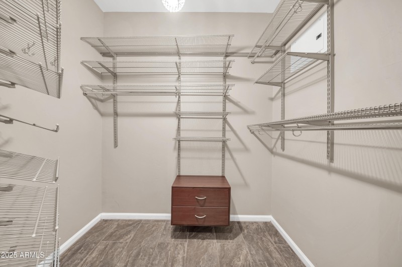 14000 N 94th St 1199-19