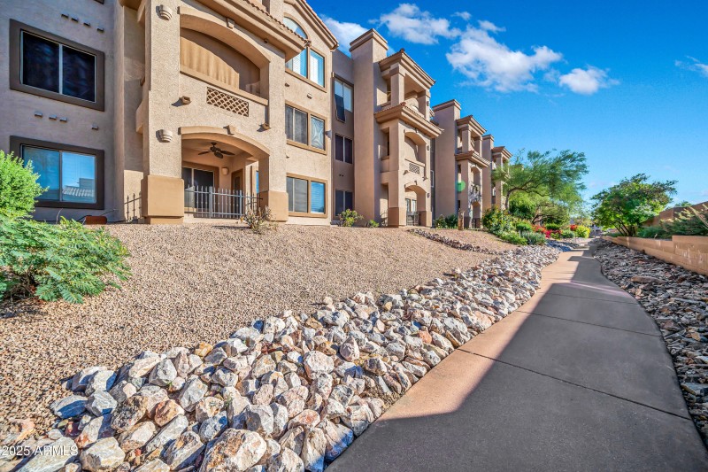 14000 N 94th St 1199-40