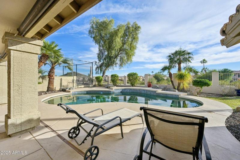 34-web-or-mls-E Briarwood Ter-S2711-043