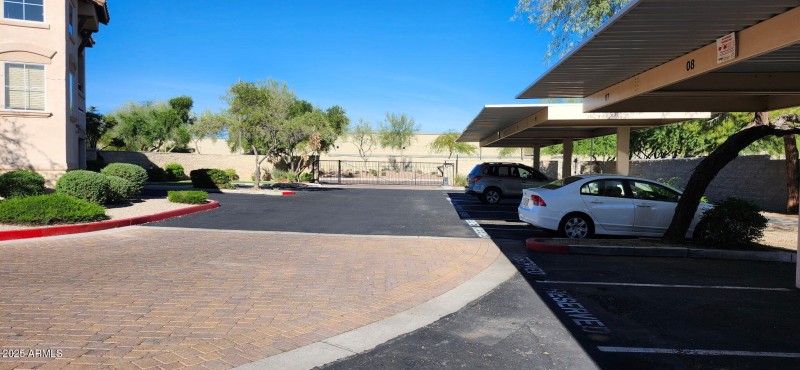 5608186413595415422 2