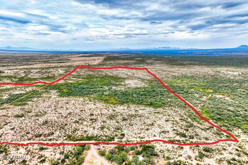 11039_North Blue Flax Place Marked