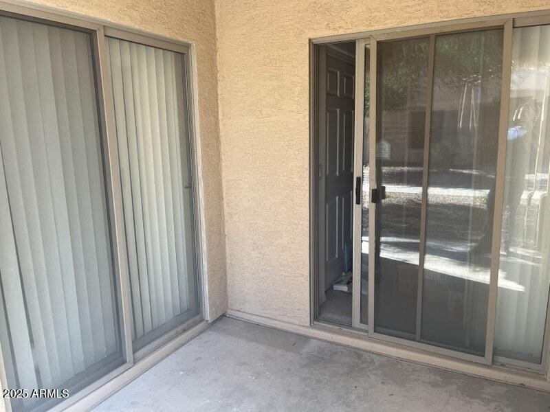 IMG_0857 Patio_800x600