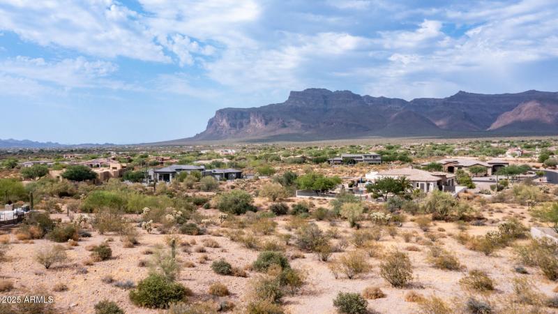 EM23 MLS Photo of lot and mountain saved