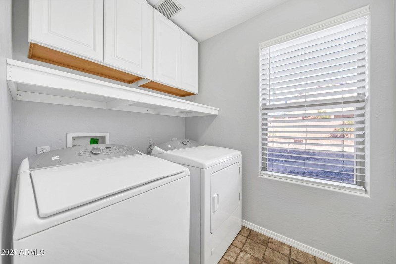 15440 W Mescal St-24