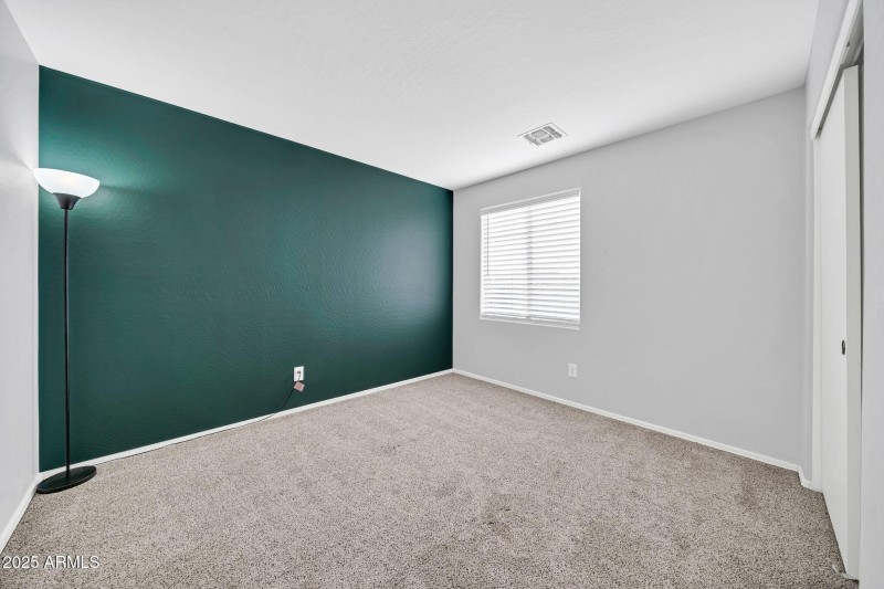 15440 W Mescal St-27