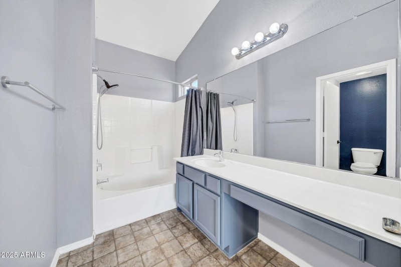 15440 W Mescal St-16