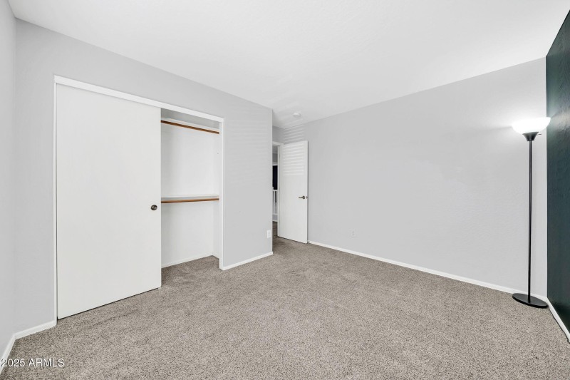 15440 W Mescal St-30