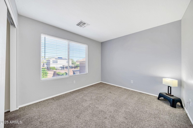 15440 W Mescal St-19