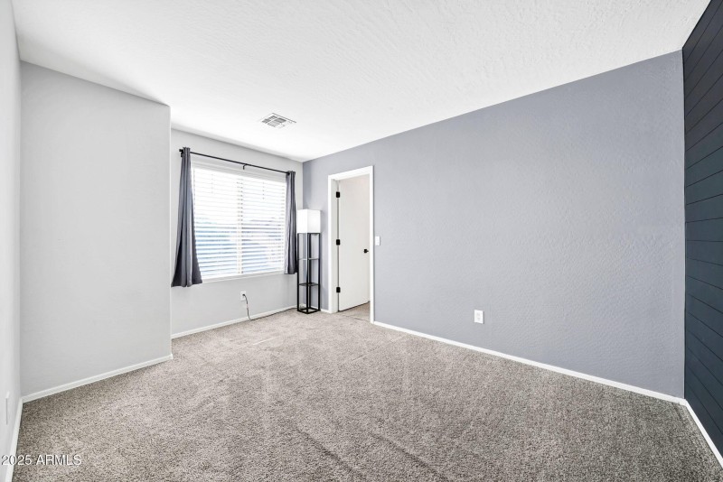 15440 W Mescal St-22