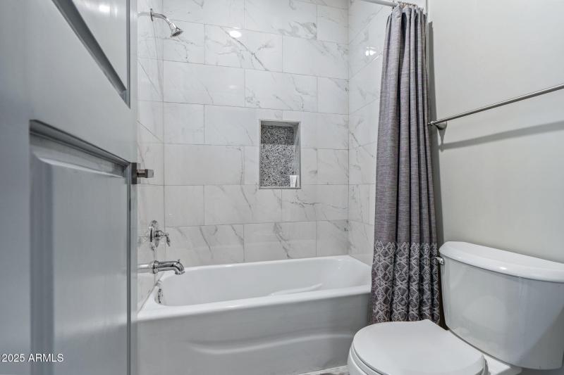 34-web-or-mls-11010 Buffalo Dr-20