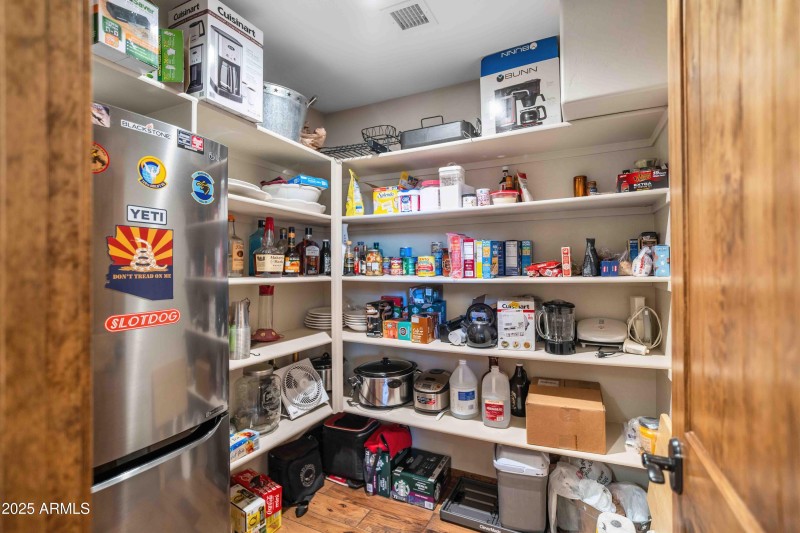 2893 Cedar Ridge Dr Overgaard, AZ 85933