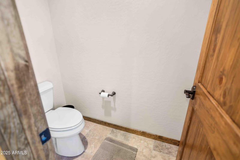 2893 Cedar Ridge Dr Overgaard, AZ 85933