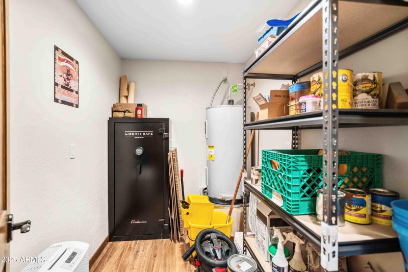 2893 Cedar Ridge Dr Overgaard, AZ 85933