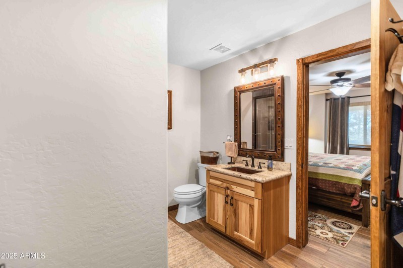 2893 Cedar Ridge Dr Overgaard, AZ 85933