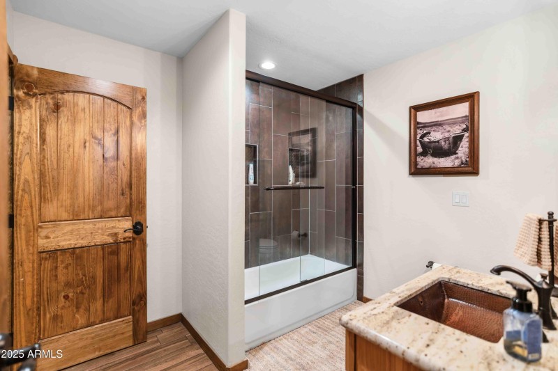 2893 Cedar Ridge Dr Overgaard, AZ 85933