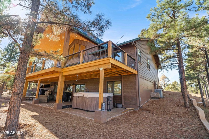 2893 Cedar Ridge Dr Overgaard, AZ 85933