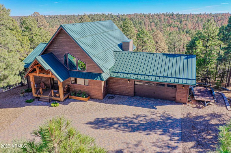 2893 Cedar Ridge Dr Overgaard, AZ 85933