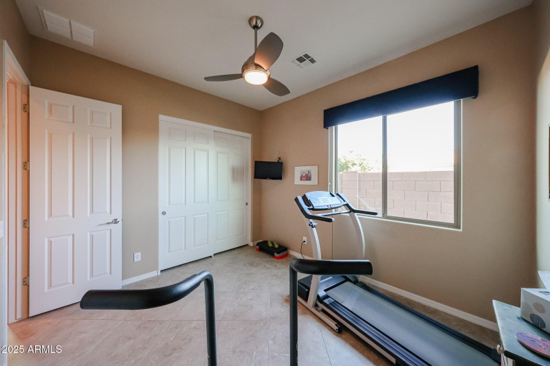 Exercise or add another guest /bedroom
