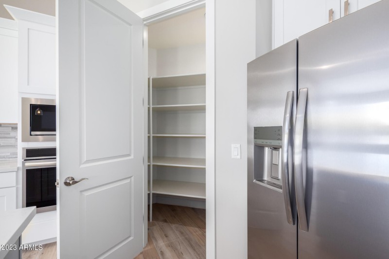 39D87596-0024-4AA1-A5A7-061AE24554C4