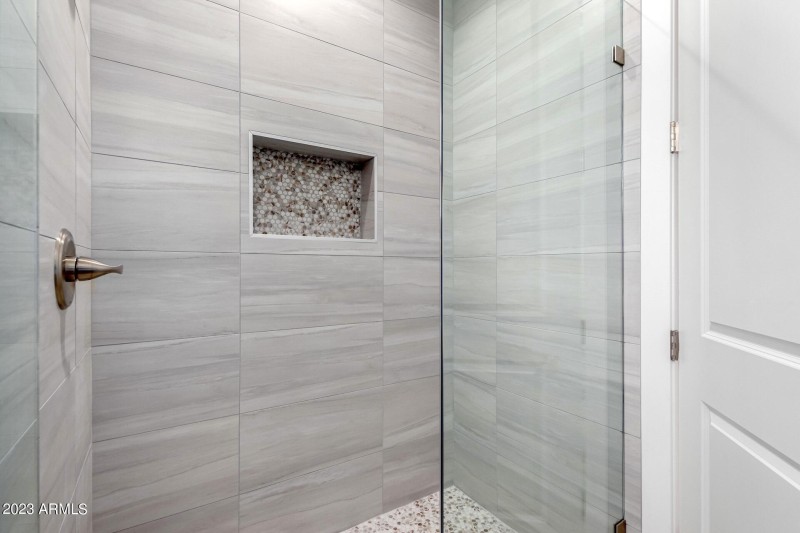 9CA606C8-46AD-482B-BEC3-E97E65DC23F2