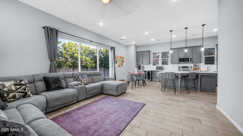 706 E Boca Raton Dr (1)