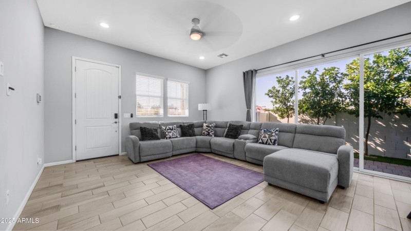 706 E Boca Raton Dr (4)