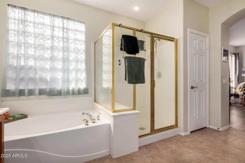 21 Master Bathroom