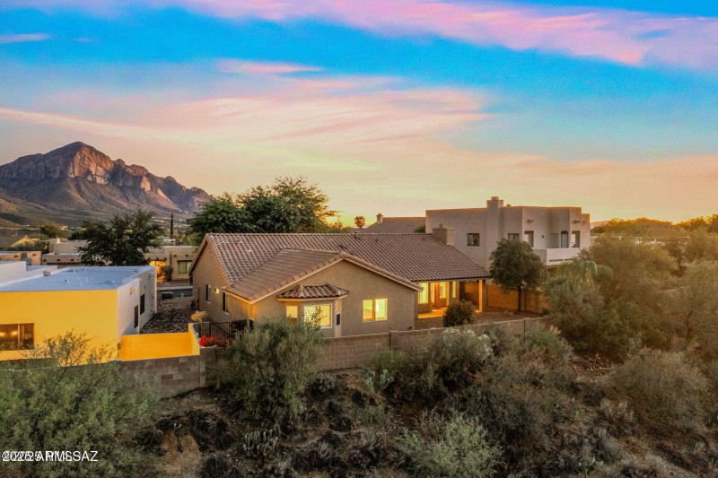 1645 E Ganymede Drive