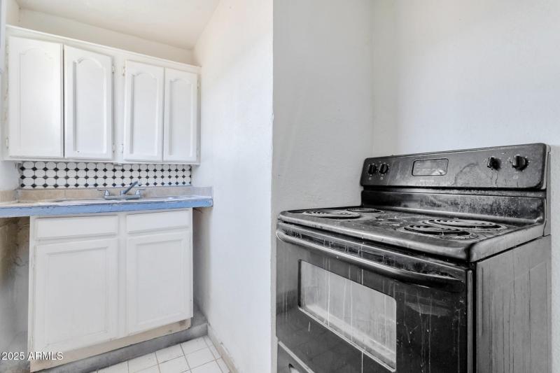 24-web-or-mls-QPT Photo - MEP_6035