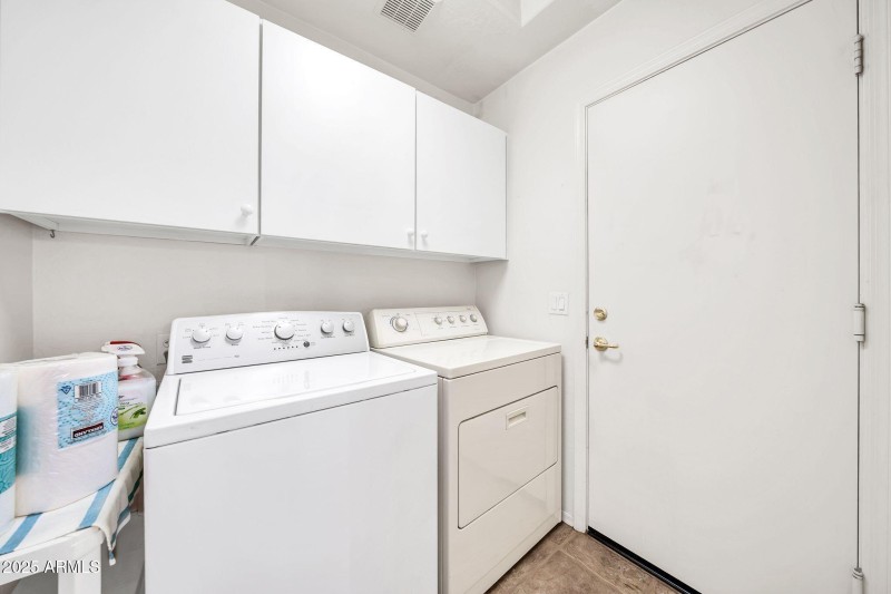 10403 W Tonopah Dr-25