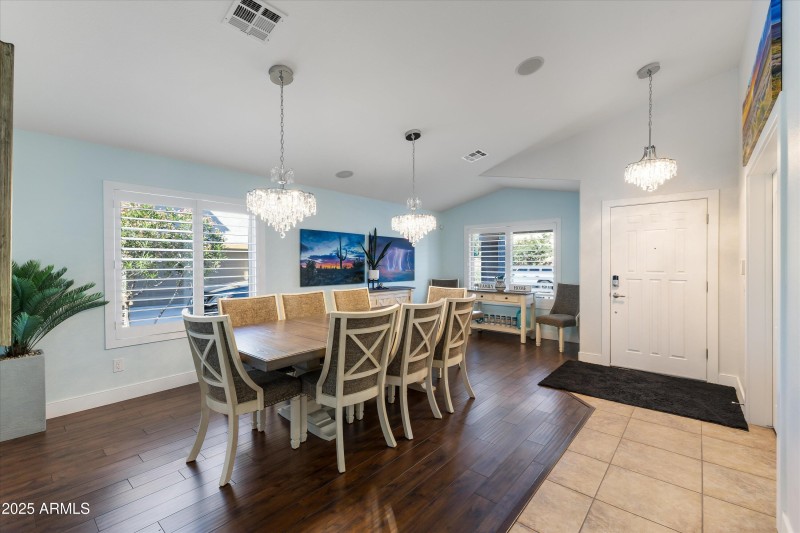 09-9867 W Harmony Ln