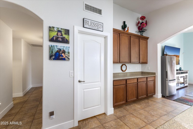 13-9867 W Harmony Ln