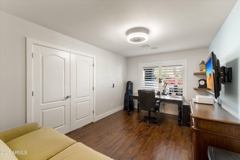 30-9867 W Harmony Ln