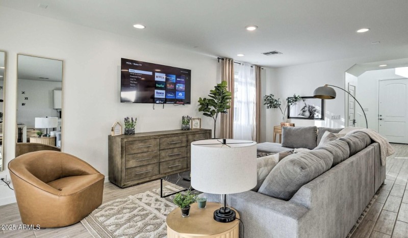 thumbnail_Screenshot 2024-12-19 at 7.40.