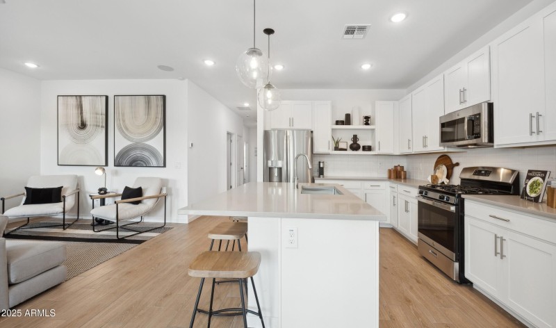 158622_Laveen Springs_Clyde_Kitchen_Loft