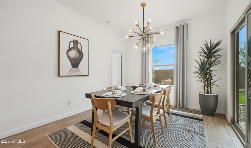 158627_Laveen Springs_Clyde_Dining Area_