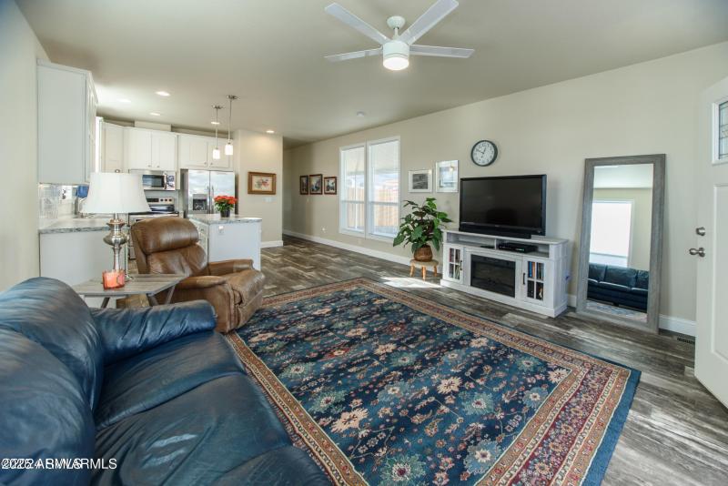 20240202195600730386000000-o