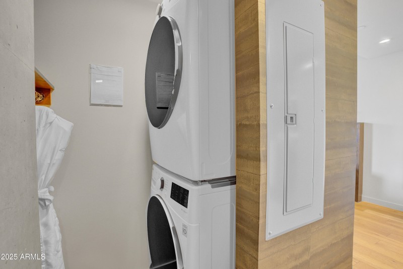 13_img_0076_77_78_79_80