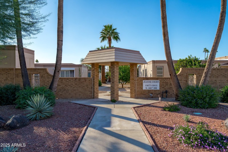 03-Courtyard Entrance