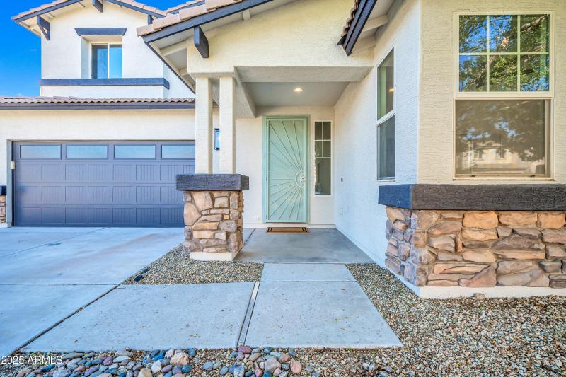 18527 W Caribbean Ln-4